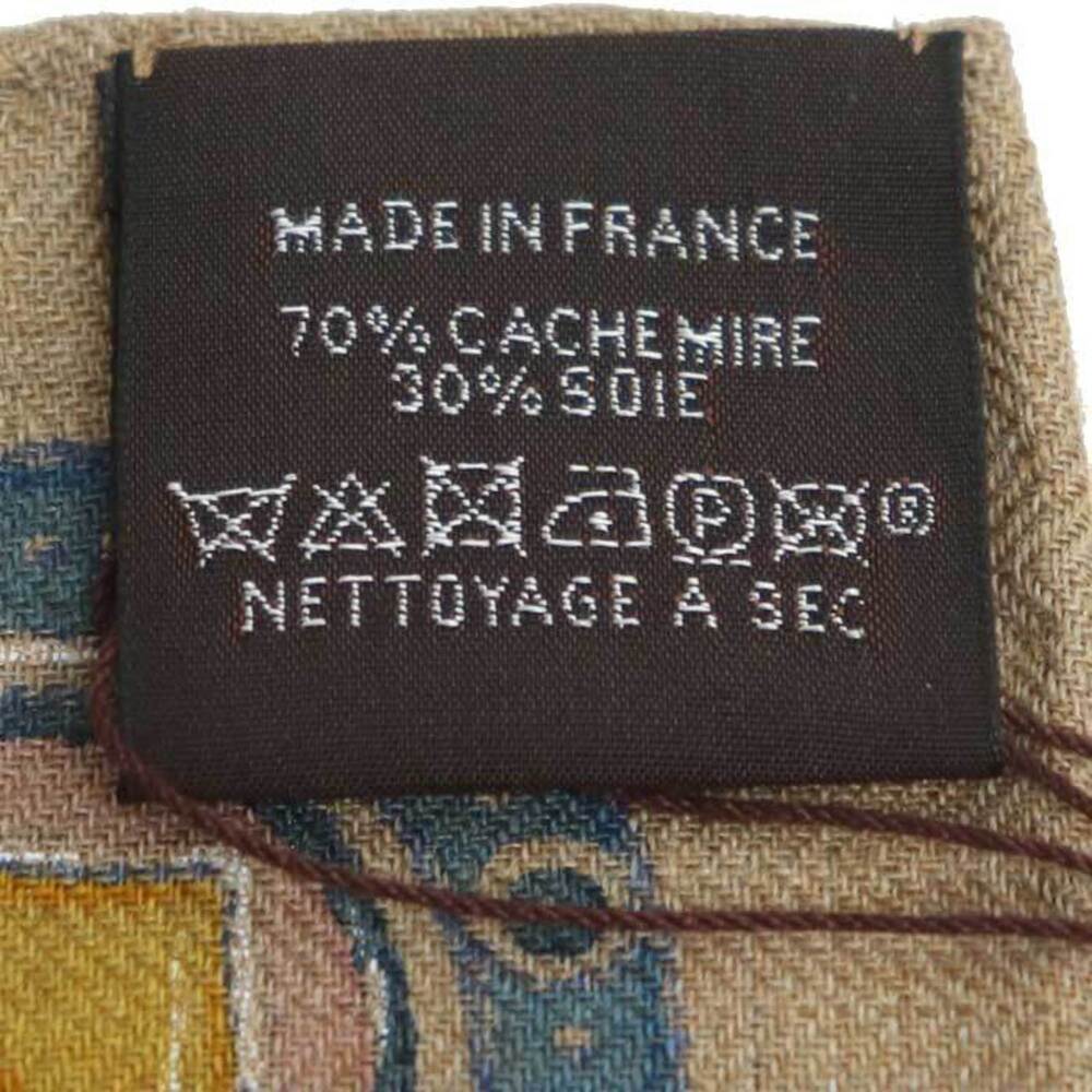 HERMES Authentic Green Scarf - Picture 4 of 5